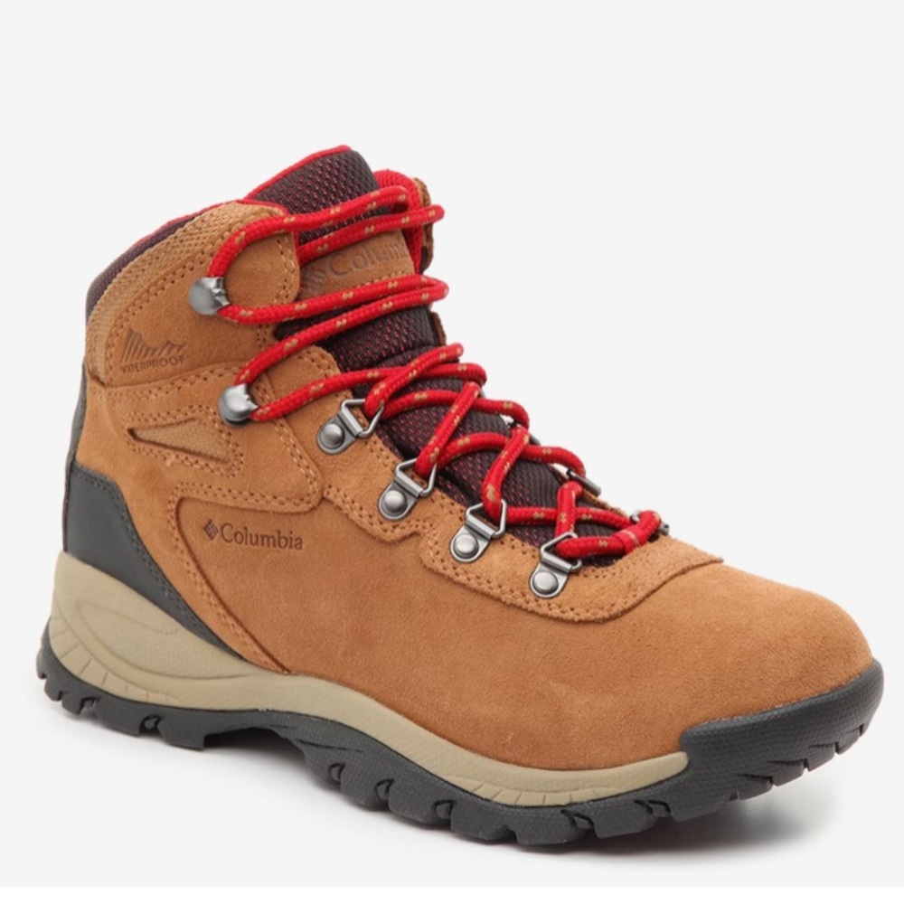 Columbia Newton Ridge Plus Hiking Boot Womens Size 8.5 LIKE NEW - IN BOX